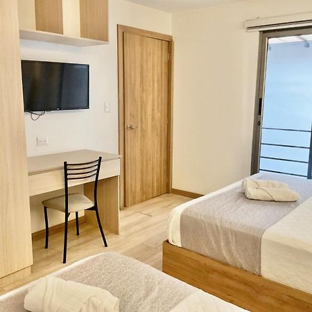 Hotel Brist0L Suites Centro Historico Cuenca Buitenkant foto
