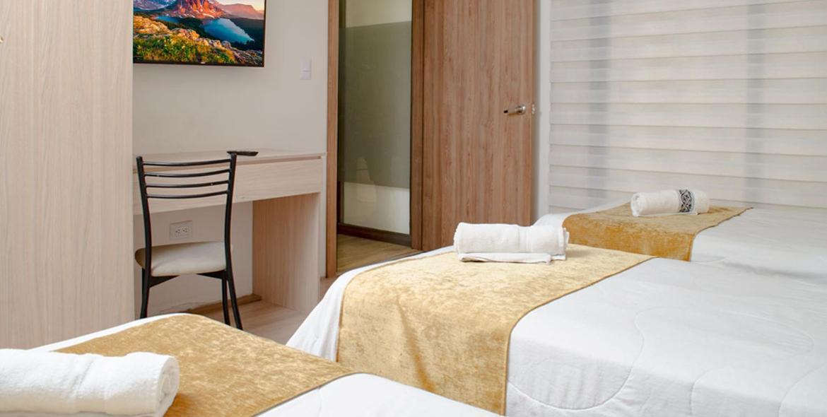 Hotel Brist0L Suites Centro Historico Cuenca Buitenkant foto
