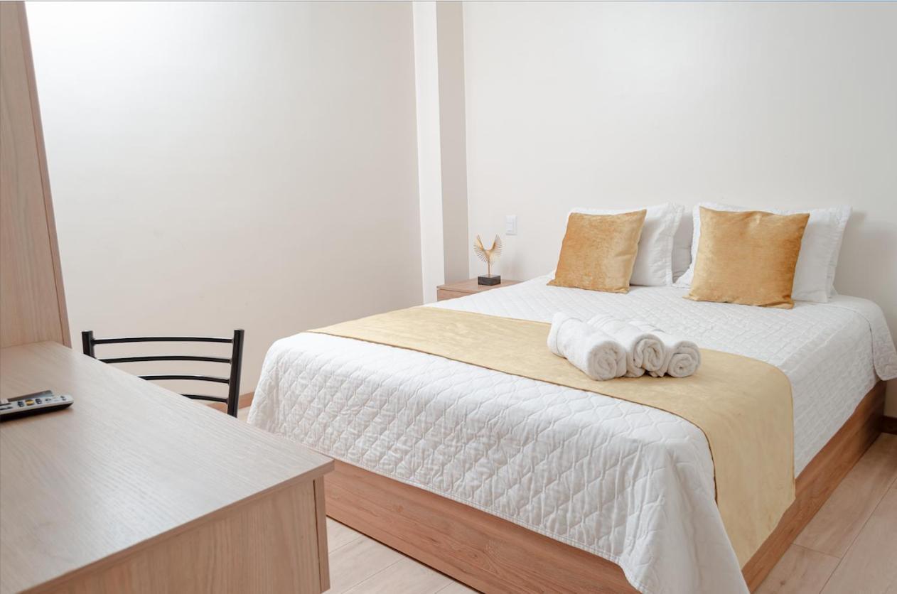 Hotel Brist0L Suites Centro Historico Cuenca Buitenkant foto