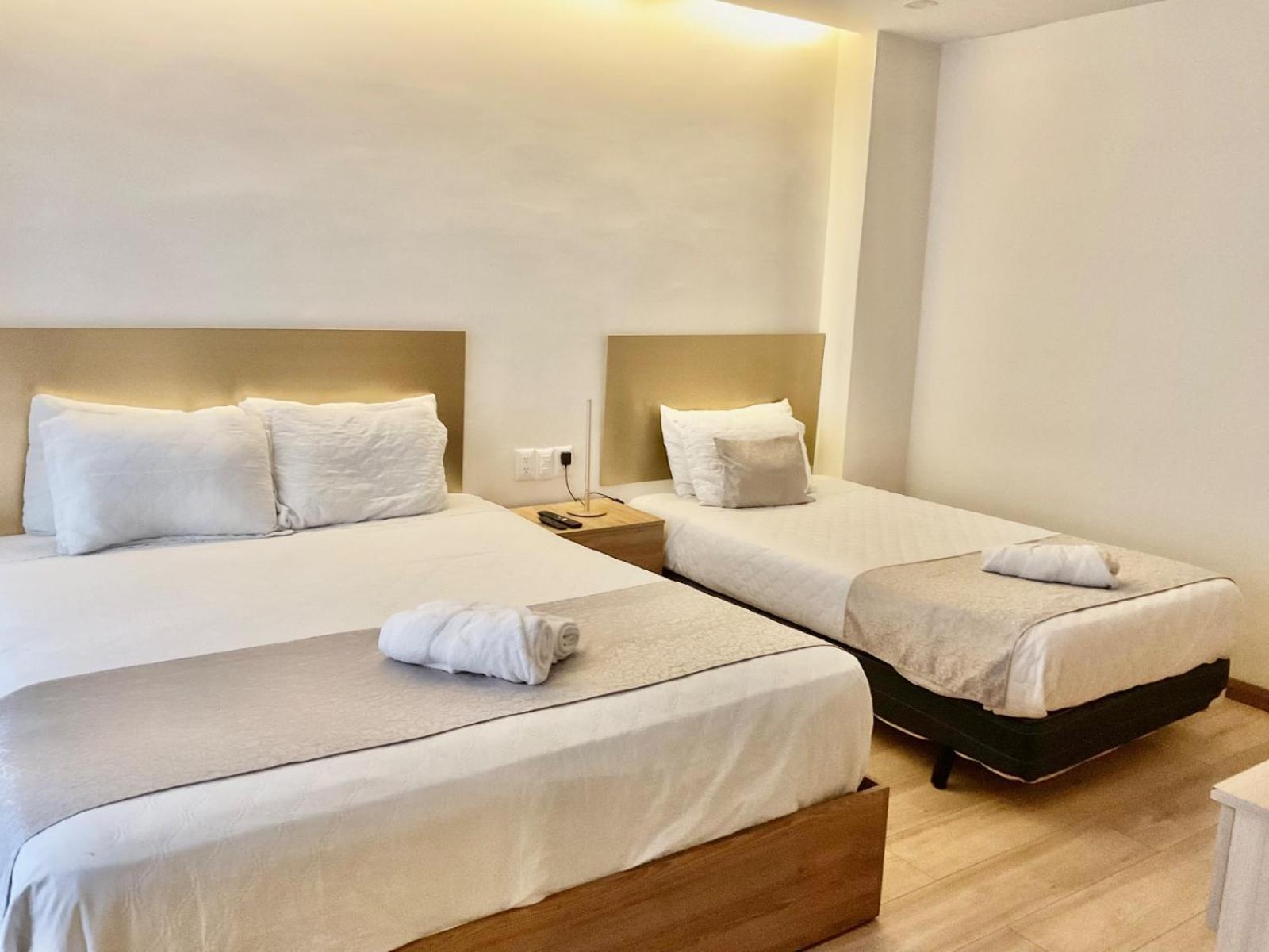 Hotel Brist0L Suites Centro Historico Cuenca Buitenkant foto