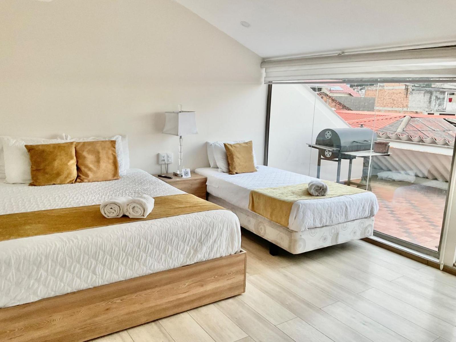 Hotel Brist0L Suites Centro Historico Cuenca Buitenkant foto